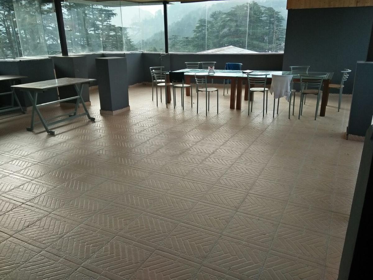 Hotel Oyo 11877 Royal Residency New Tehri Pokoj fotografie