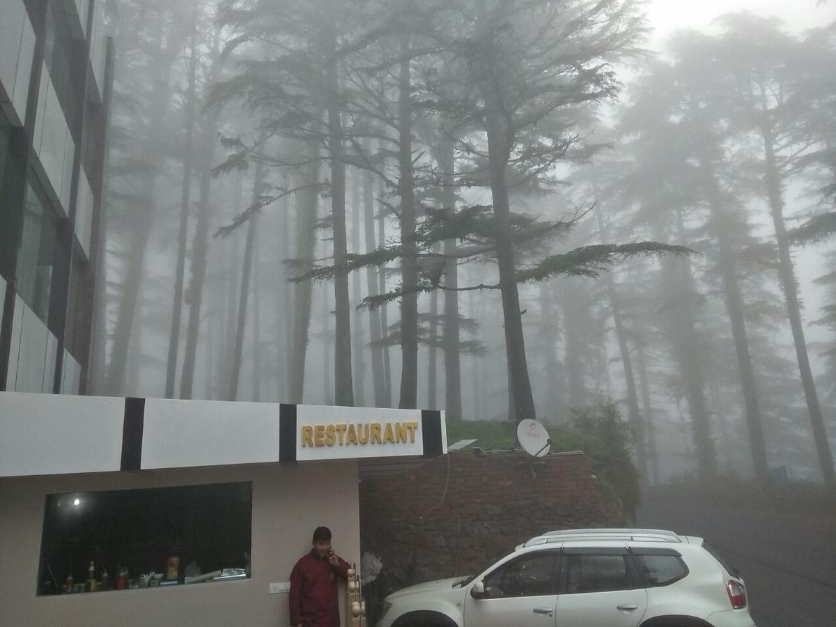 Hotel Oyo 11877 Royal Residency New Tehri Pokoj fotografie