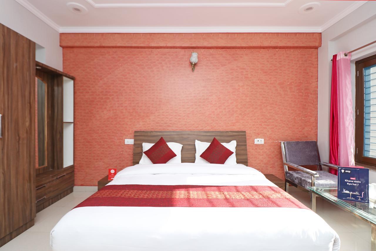 Hotel Oyo 11877 Royal Residency New Tehri Pokoj fotografie