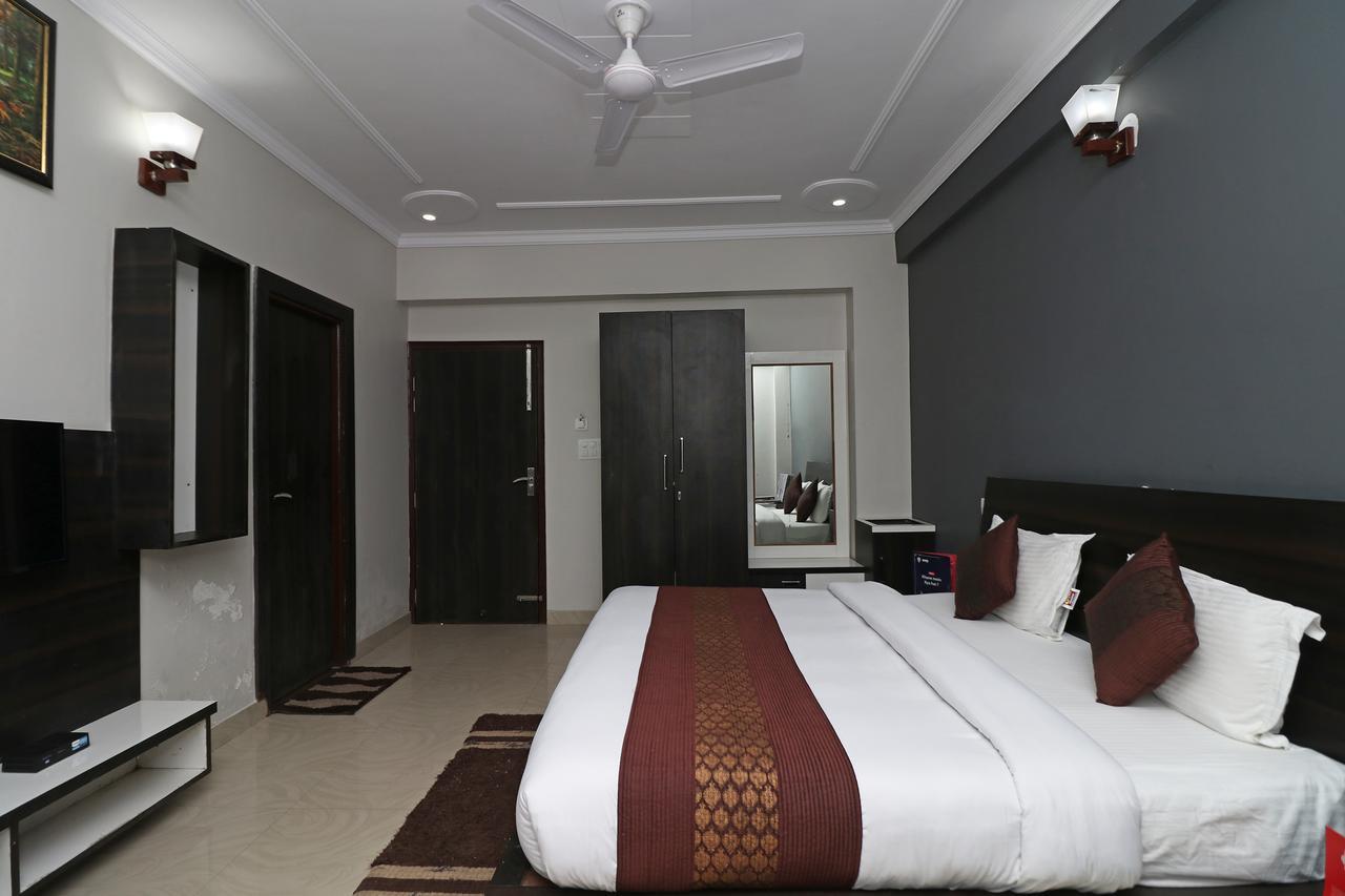 Hotel Oyo 11877 Royal Residency New Tehri Exteriér fotografie